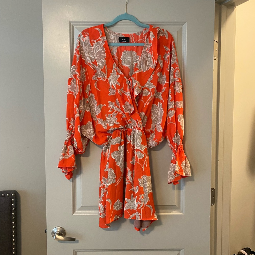 VICI coral and tan floral dress